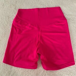 Women’s Medium PARAGON CloudRib Original High-Rise Sculptseam Short 5" Hot Pink